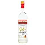 Vodka Stoli. Excepcionalmente suave, regalo de vodka, ideal para hombres y mujeres. Vodka premium de estilo clásico destilado tradicionalmente. Botella de 1 litro con un 40 % de alcohol por volumen.