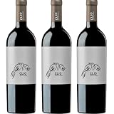 Clio vino tinto crianza con Monastrell y Cabernet Sauvignon, intenso y estructurado, ideal para carnes rojas, platos especiados y momentos especiales.| 3 botellas